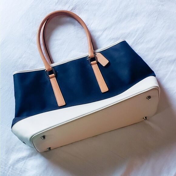 Coach Handbags - Coach Tote Bag